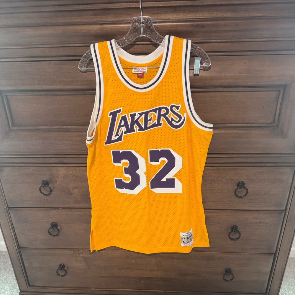Mitchell & Ness Gold Hardwood Classics Jersey